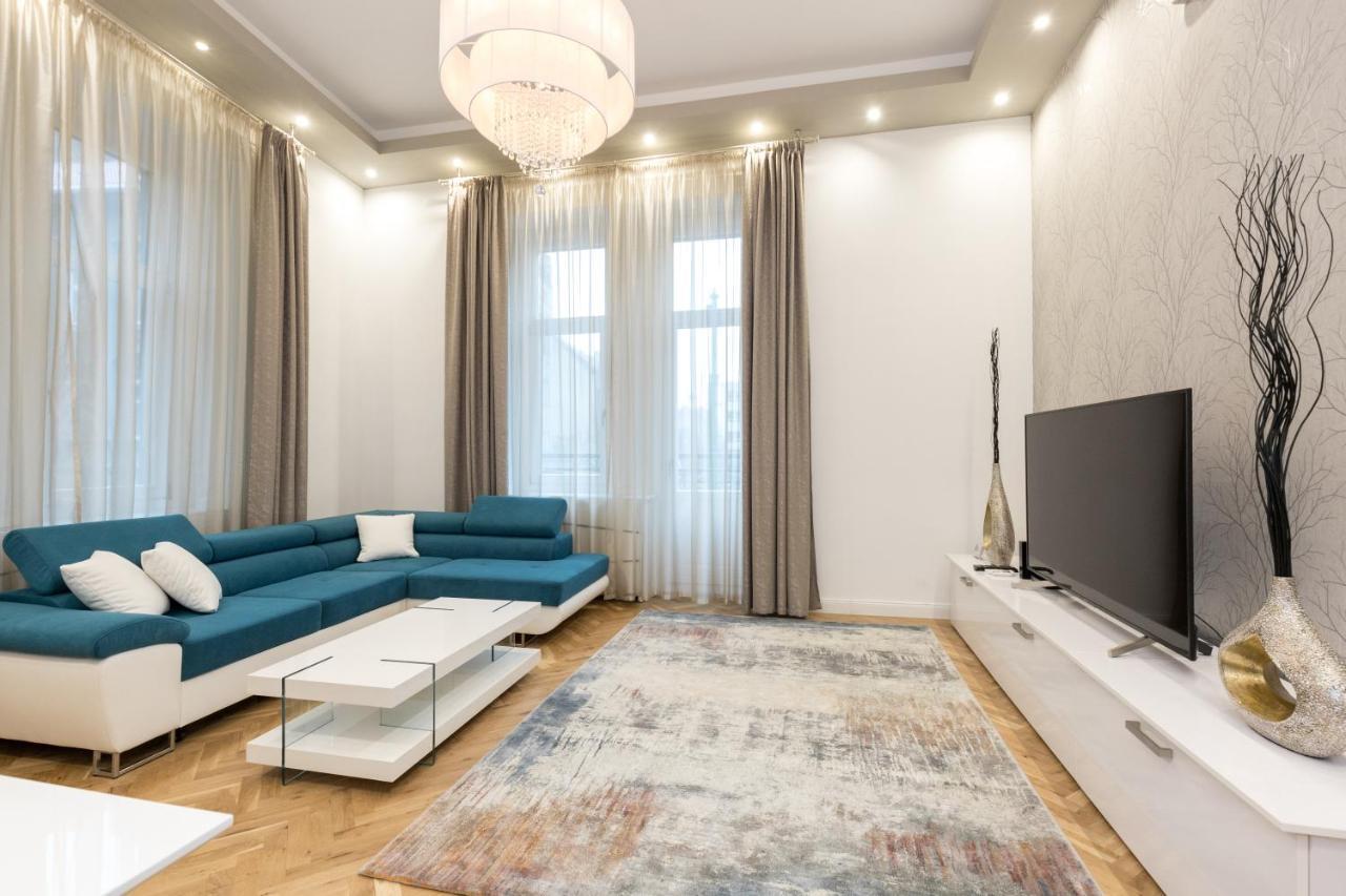 City Center Grand Luxury W 2Br/2Bt Boedapest Buitenkant foto
