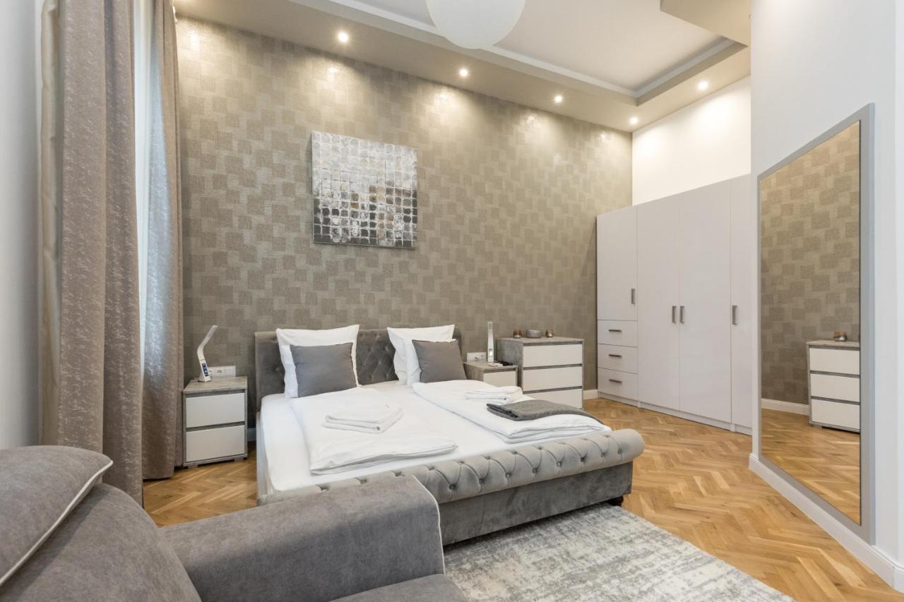 City Center Grand Luxury W 2Br/2Bt Boedapest Buitenkant foto