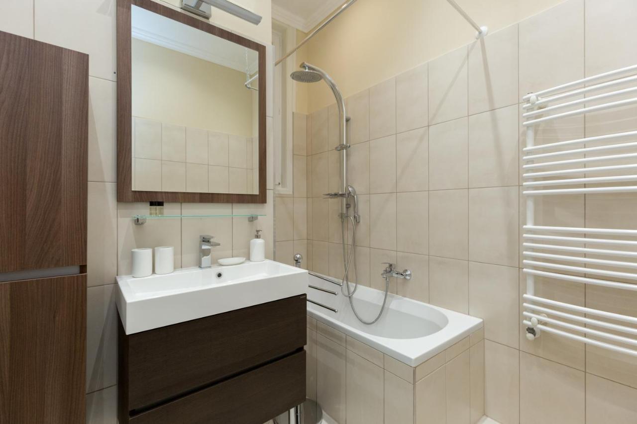 City Center Grand Luxury W 2Br/2Bt Boedapest Buitenkant foto