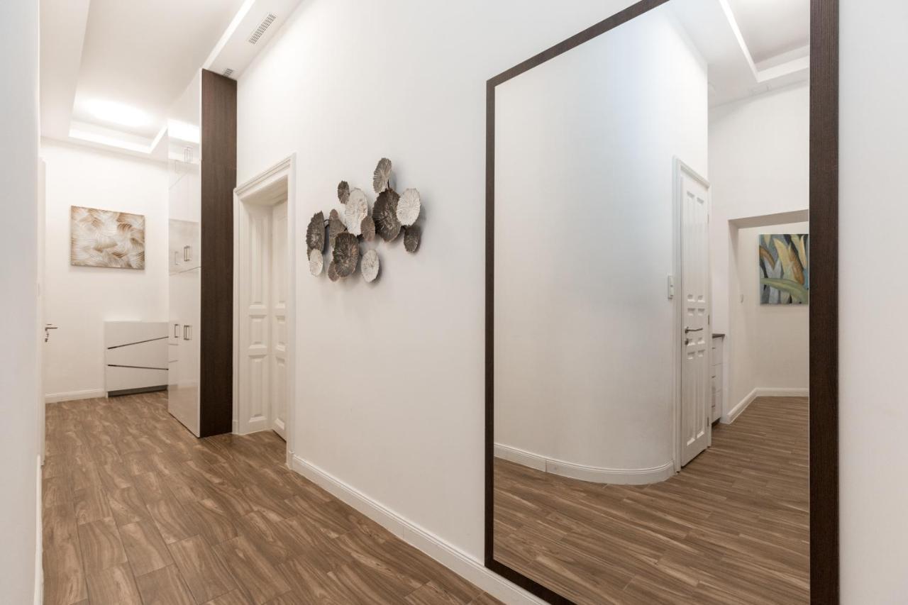 City Center Grand Luxury W 2Br/2Bt Boedapest Buitenkant foto