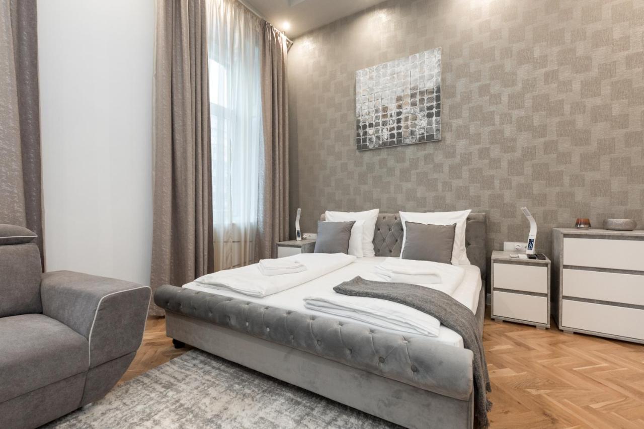 City Center Grand Luxury W 2Br/2Bt Boedapest Buitenkant foto